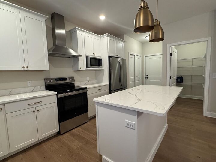 Property Photo:  19 Daniel Drive  VT 05403 