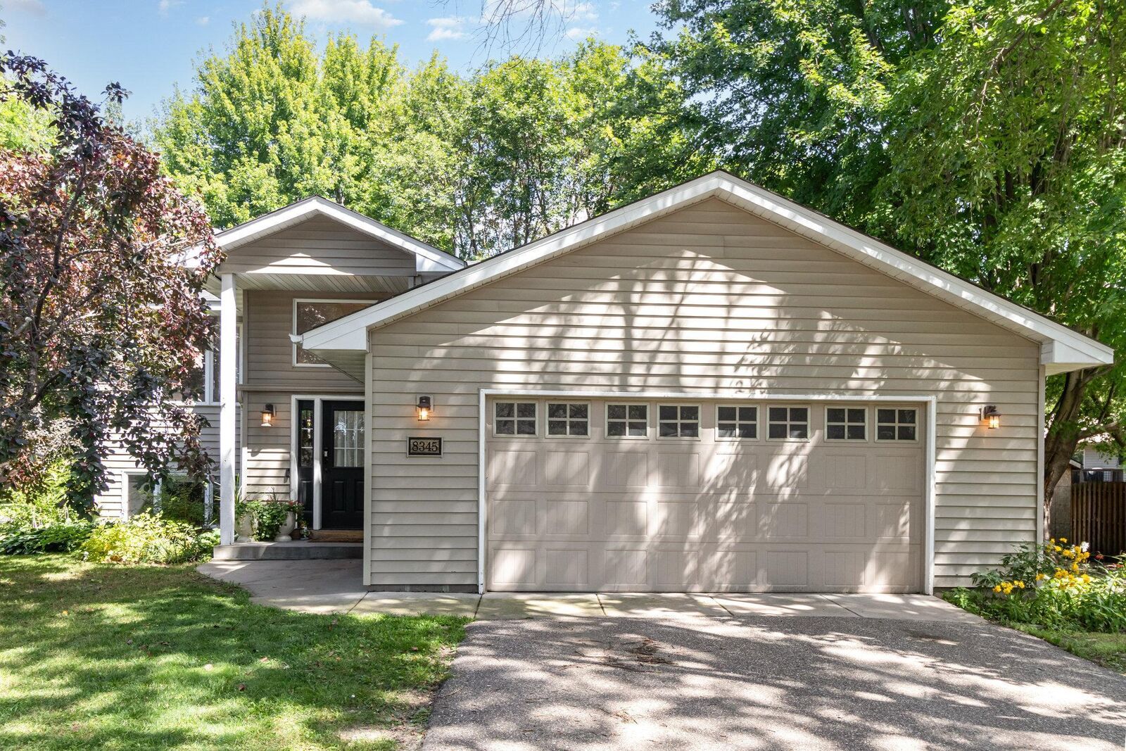 Property Photo: 8345 Grace Ct. MN 55386