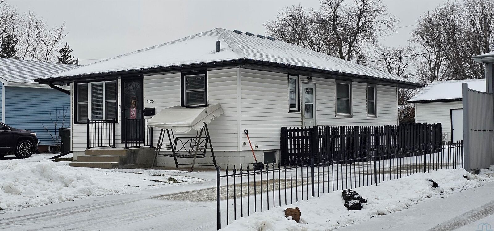 Property Photo:  1125 Edgewater Ave  IA 51109 