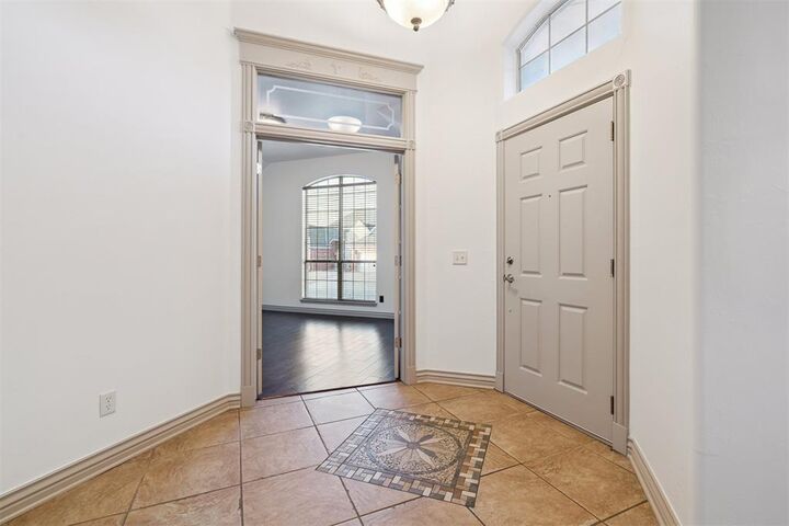 Property Photo:  8828 NW 121st Street  OK 73162 