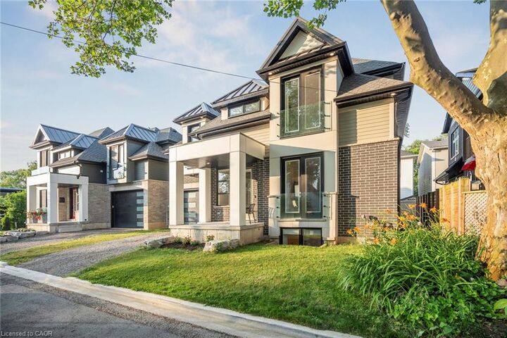 Property Photo:  8 Paxton Avenue  ON L2N 5H8 