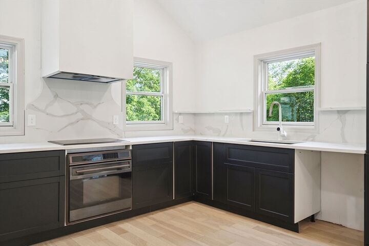 Property Photo: 18 Chestnut Hill Rd MA 01529