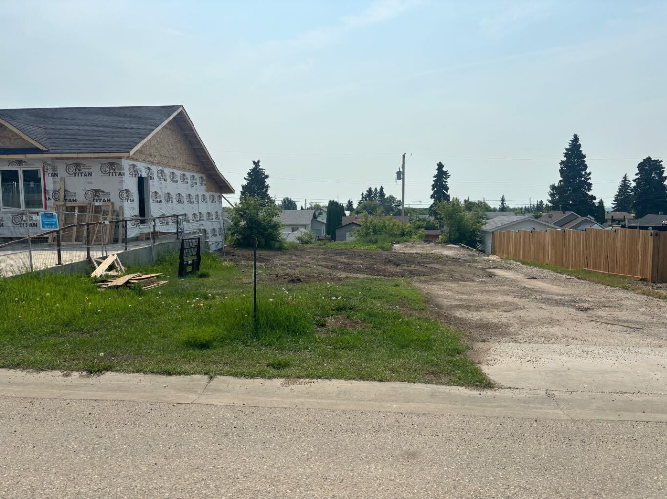 Property Photo: 11209 108 Avenue AB T0H 1L0