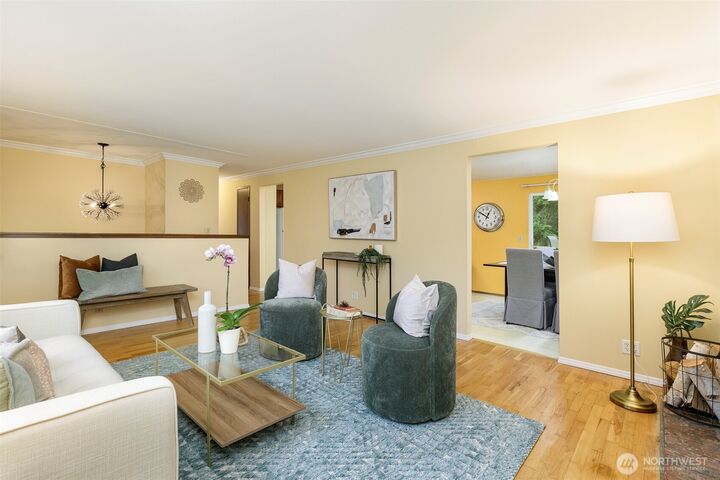 Property Photo: 15528 Greenwood Avenue N WA 98133