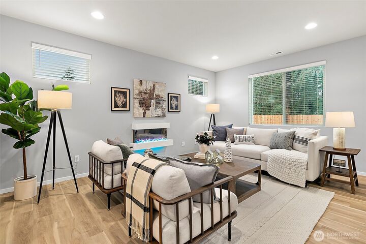 Property Photo: 24418 111th Avenue SE WA 98030