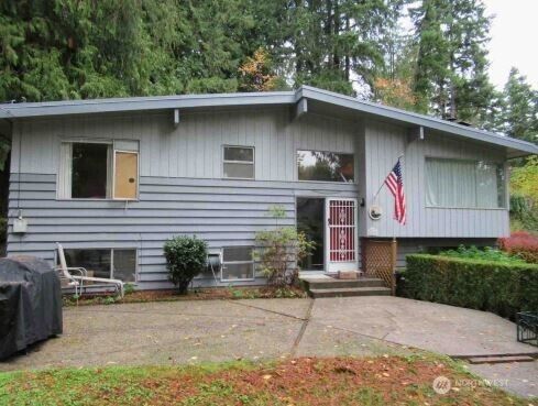 Property Photo: 18625 95th NE WA 98011