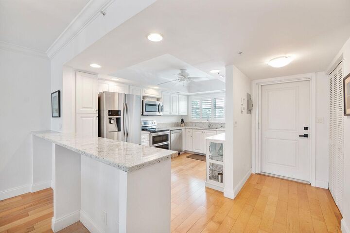 Property Photo: 3310 S Ocean Boulevard 231-D FL 33487