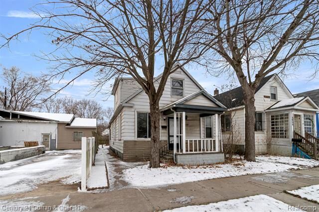 Property Photo:  3949 Trenton Street  MI 48210 