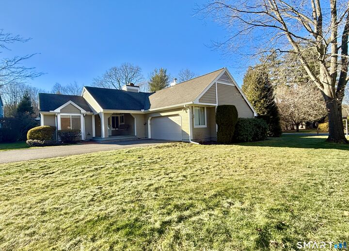 Property Photo:  1 Alfred Lane  CT 06902 