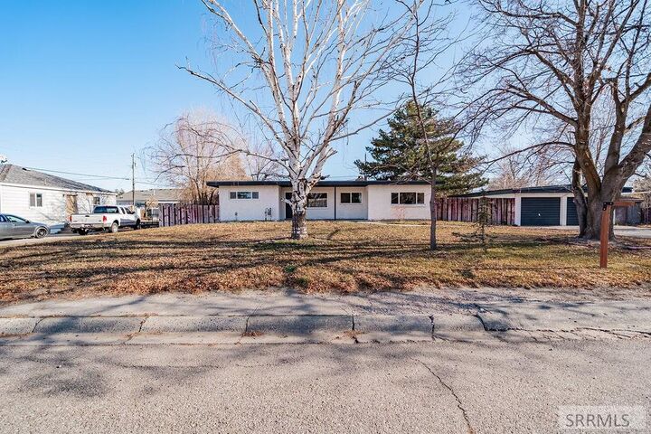 Property Photo:  165 Horrocks Drive  ID 83221 