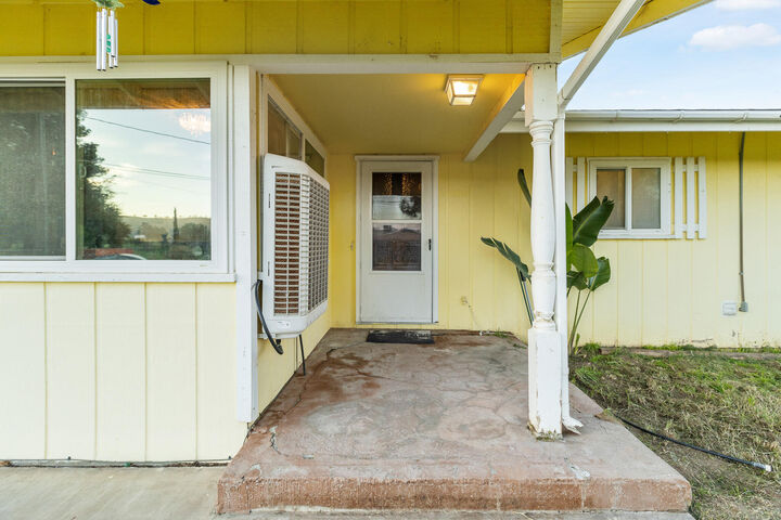 Property Photo:  34622 La Paloma Drive  CA 93265 