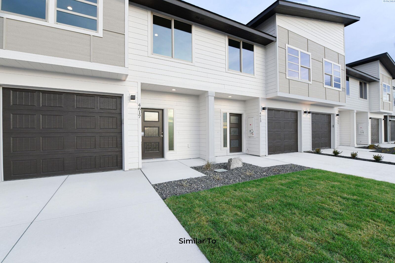 Property Photo:  4513 Road 114  WA 99301 