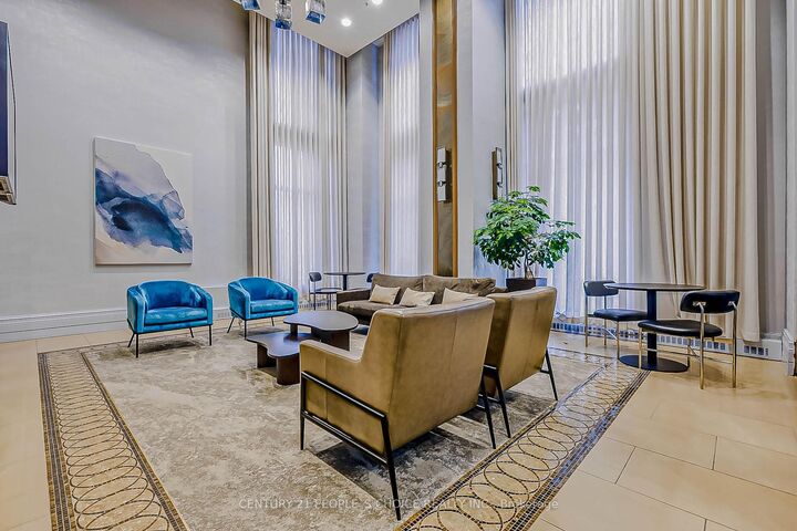 Photo de la propriété:  385 Prince Of Wales Drive 2904  ON L5B 0C6 