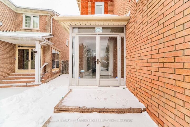 Property Photo:  81 Rushmore Court  ON L3S 3T3 