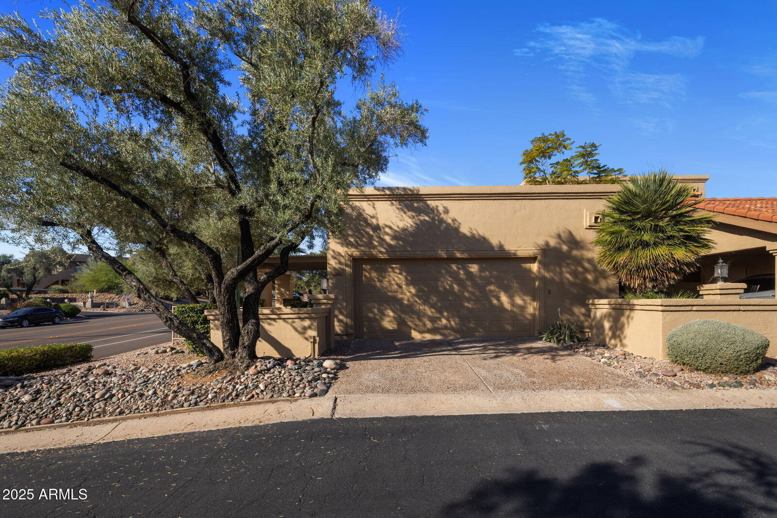 Property Photo:  16734 E Gunsight Drive 113  AZ 85268 
