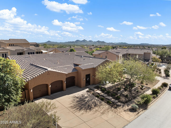 Property Photo:  2323 W Villa Cassandra Drive  AZ 85086 
