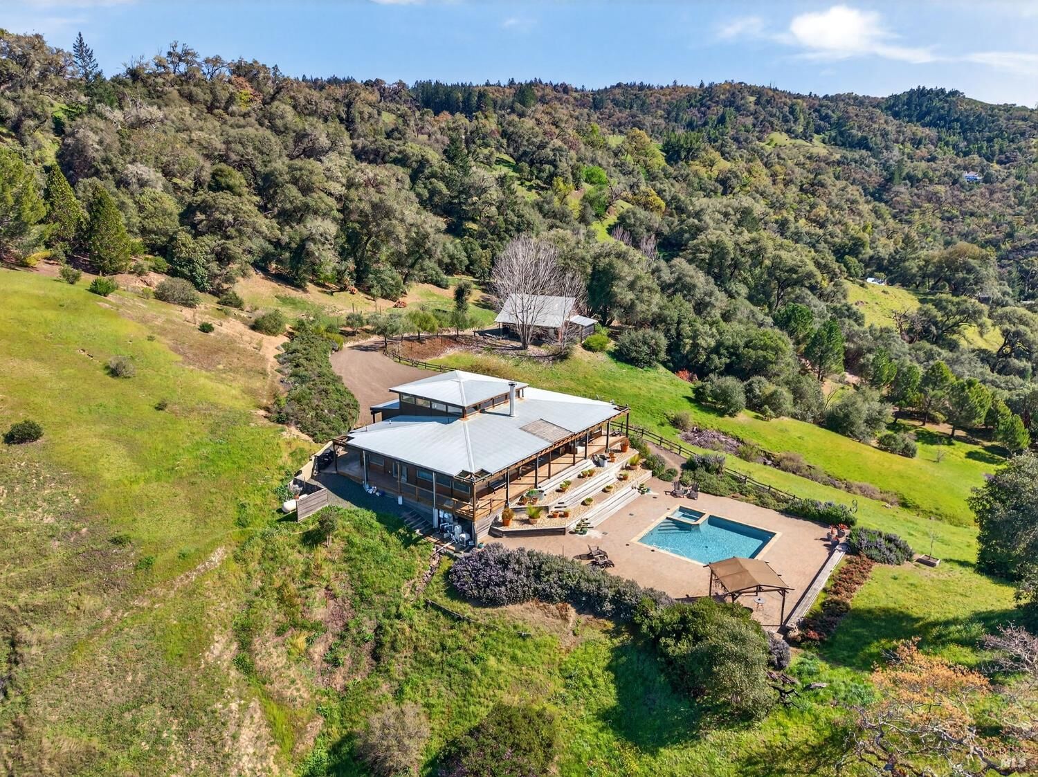 Property Photo:  17350 Deer Meadows Road  CA 95415 