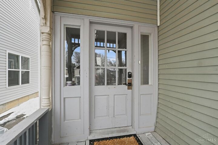 Property Photo:  1874 Fairfax Avenue  OH 45207 