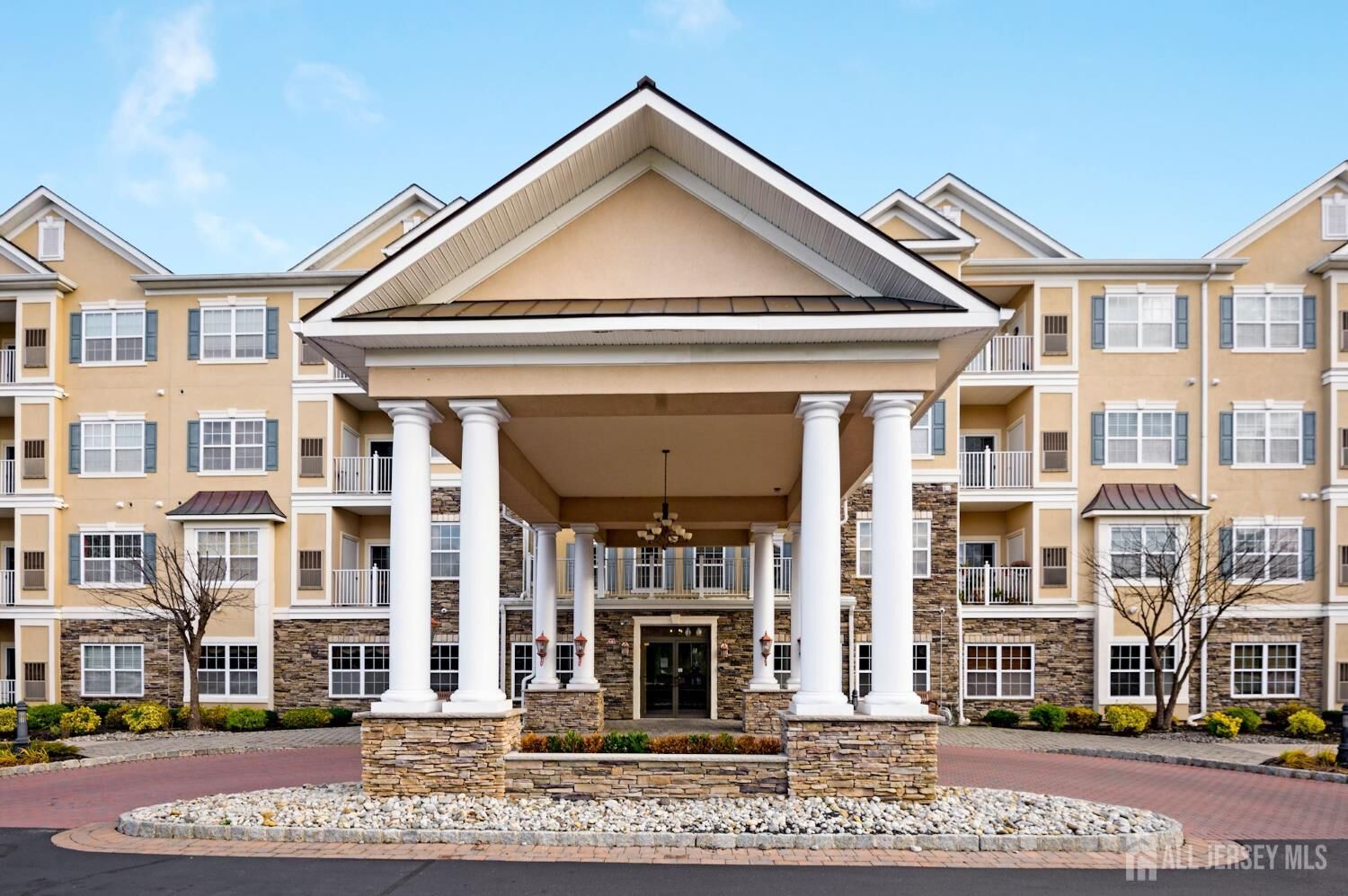 Property Photo:  540 Cranbury Road 446  NJ 08816 