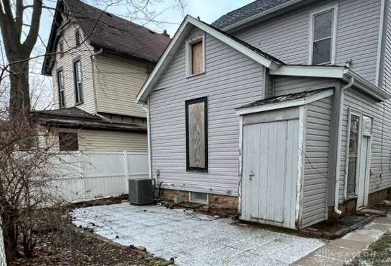 Property Photo:  227 N Main Street  OH 43160 