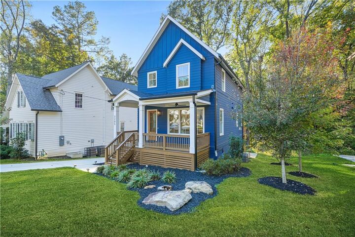 Property Photo:  2205 Meador Avenue SE  GA 30315 