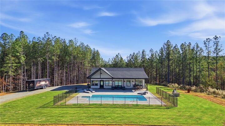 Property Photo: 120 Twisted Pines Crossing GA 30533