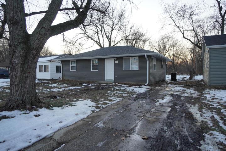 Property Photo: 1258 Idaho Street IN 46403