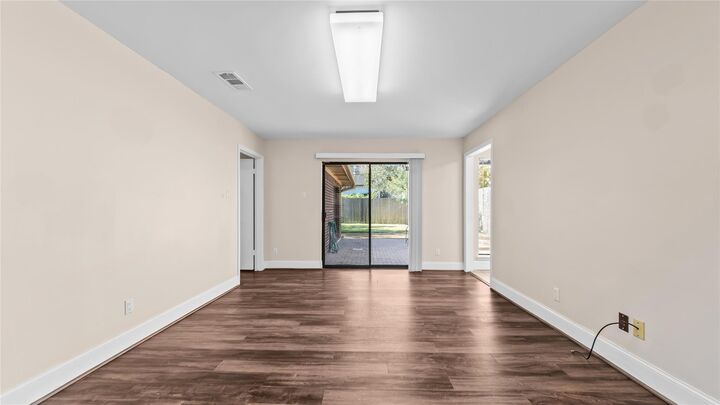 Property Photo:  1017 Howard Lane  TX 77401 