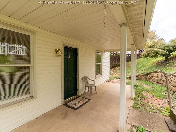 Property Photo: 544 Burlew Drive WV 25302