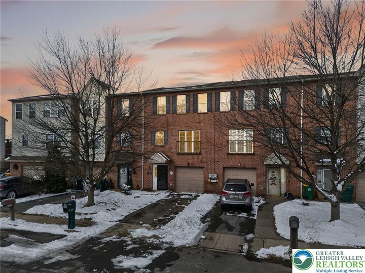 Property Photo:  2823 Sequoia Drive  PA 18062 