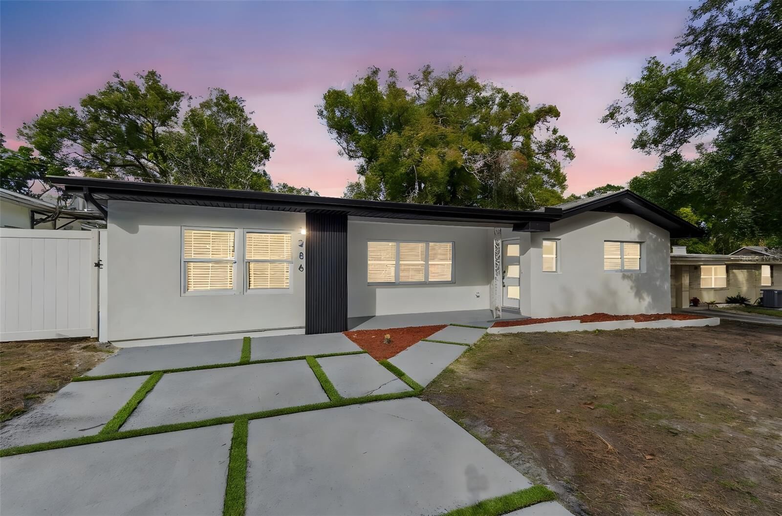 Property Photo:  2286 Terrace Drive N  FL 33765 