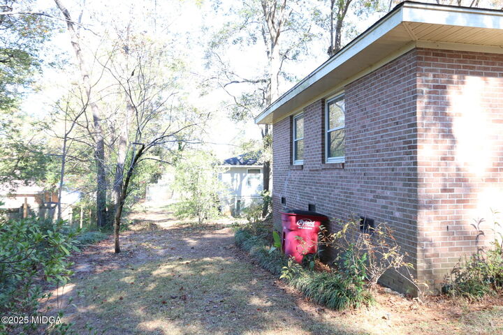 Property Photo: 1077 Pike Street GA 31204
