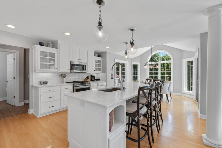 Property Photo:  329 W Bridge St  WI 53024 