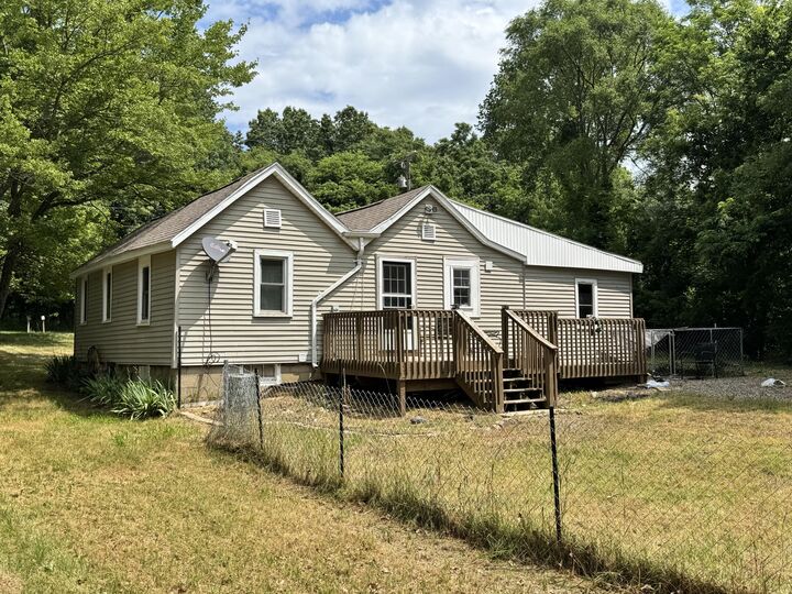 Property Photo:  1230 Golden Avenue  MI 49014 