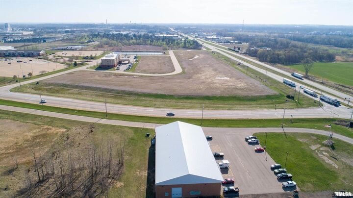 Property Photo: 2951 Wild Rose Circle S IA 52732