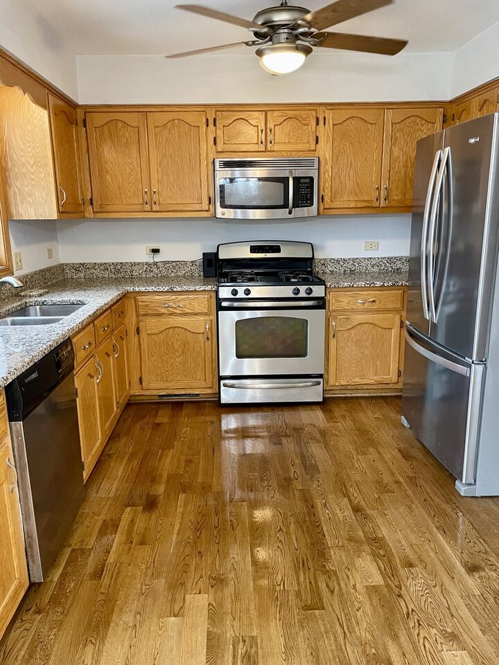 Property Photo:  304 Brynn Drive  IL 60442 