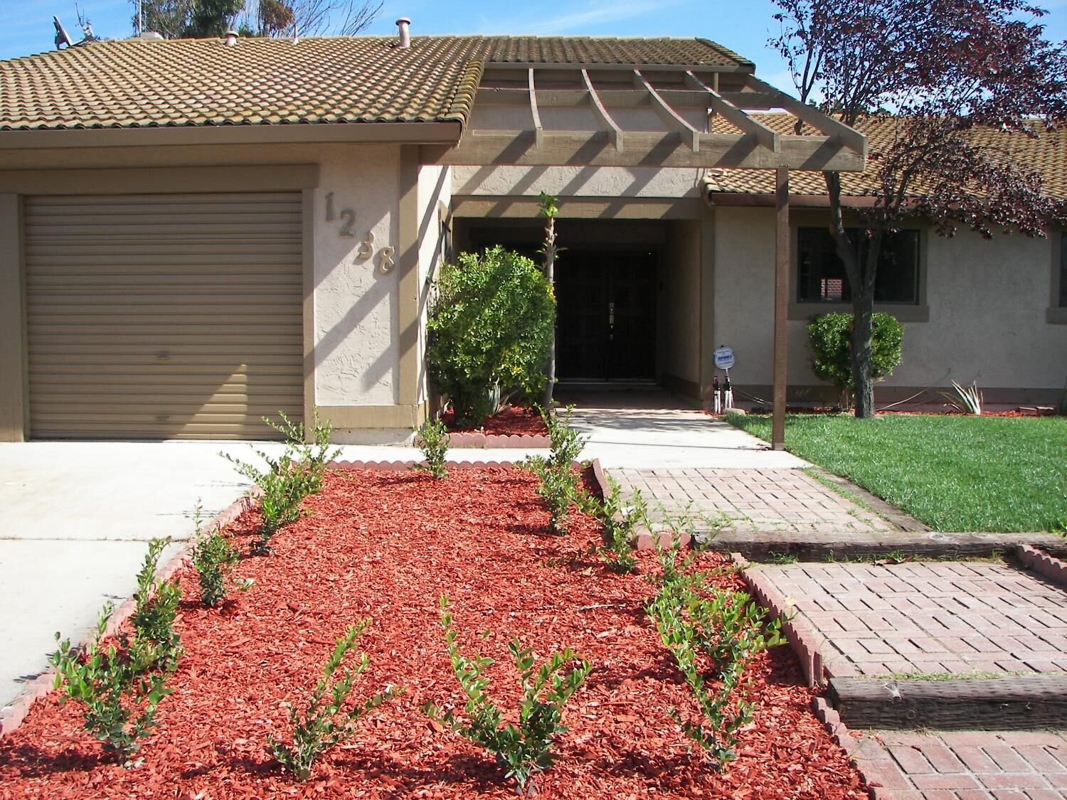 Property Photo: 1238 Chelsea Place CA 95336