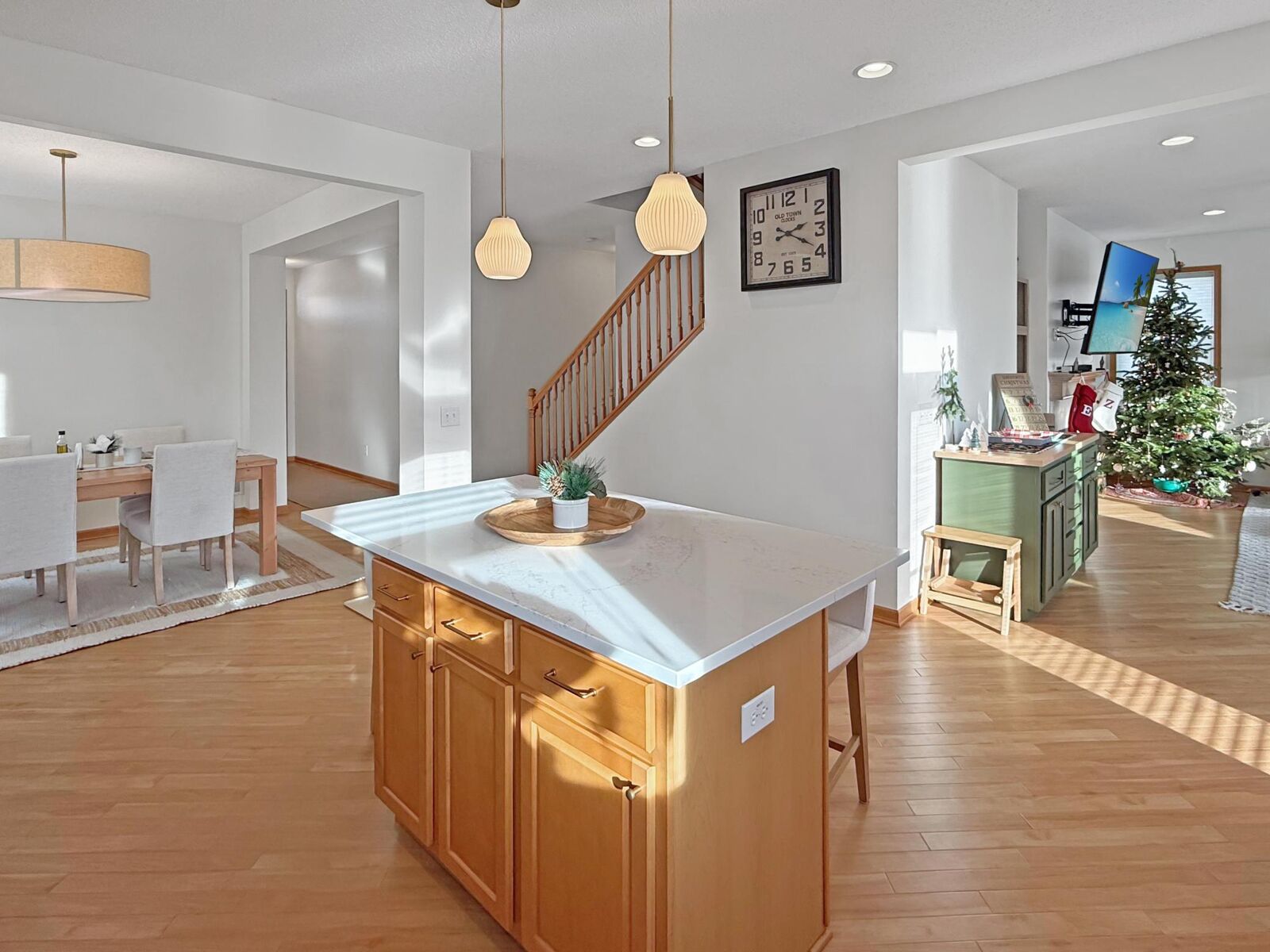 Property Photo:  4591 Empress Way N  MN 55038 