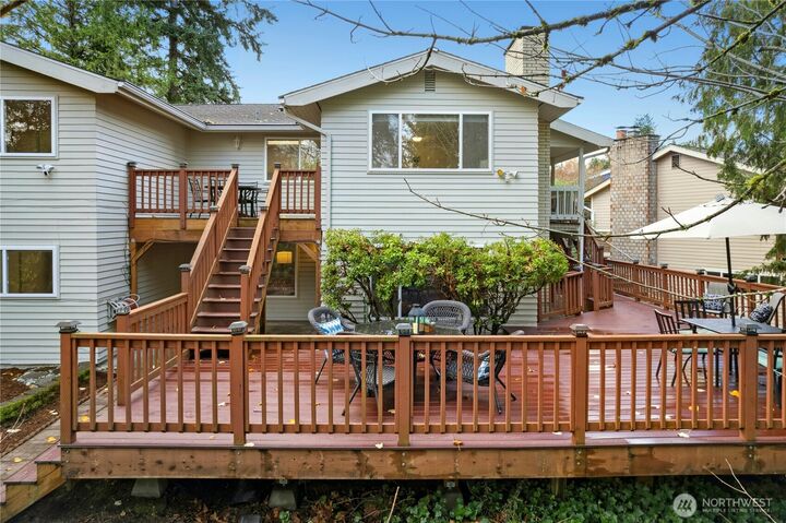 Property Photo: 1820 175th Place NE WA 98008