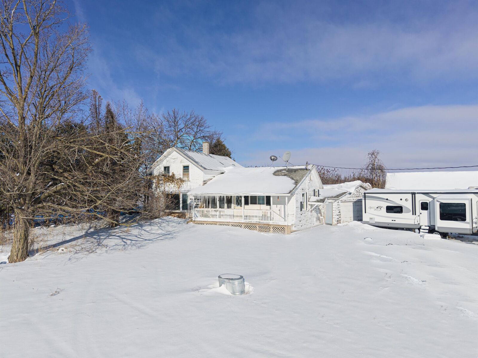 Property Photo:  E8834 County Road N  WI 54961-8515 