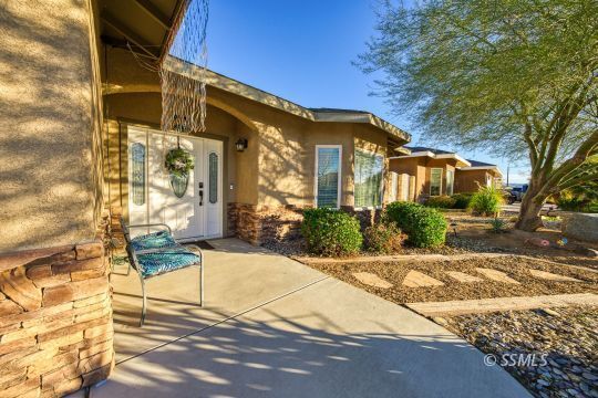 Property Photo:  424 S Inyo St  CA 93555 