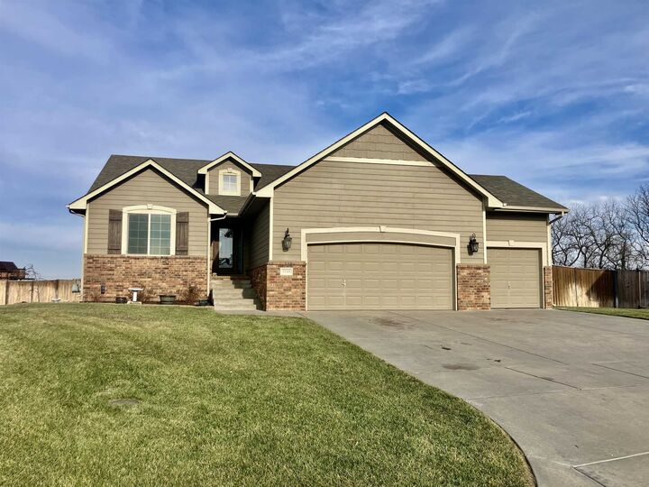 Property Photo:  1160 N Countrywalk Ct  KS 57133 