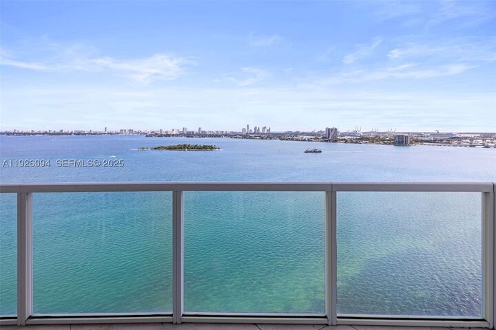 Property Photo:  665 NE 25th St 1801  FL 33137 