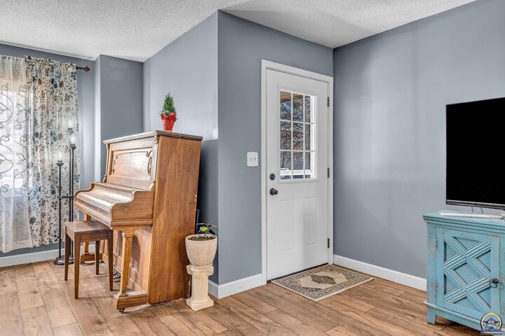 Property Photo:  320 Harrison Ct  KS 66402 