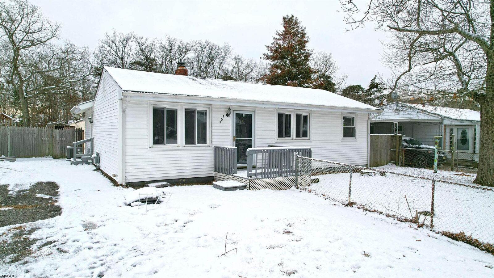 Property Photo: 309 Columbine Ave NJ 08332-4068