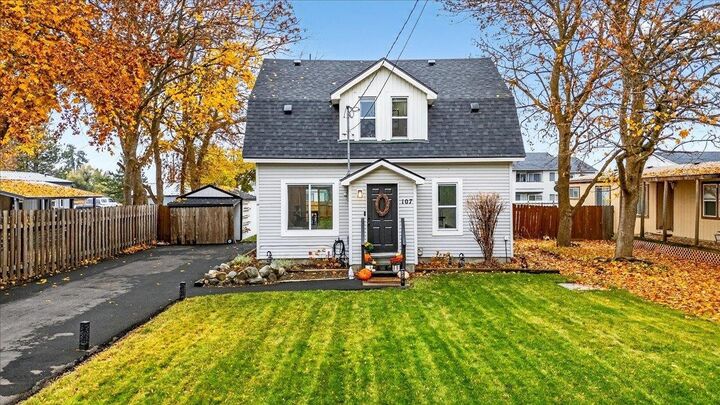 Property Photo: 107 W Moore Ave WA 99006
