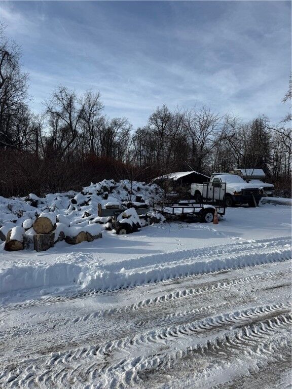 Property Photo:  113 Mercury Dr  PA 15108 
