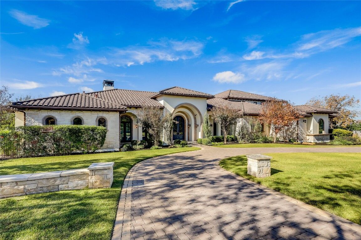 Property Photo:  4908 Mirador Drive  TX 78735 