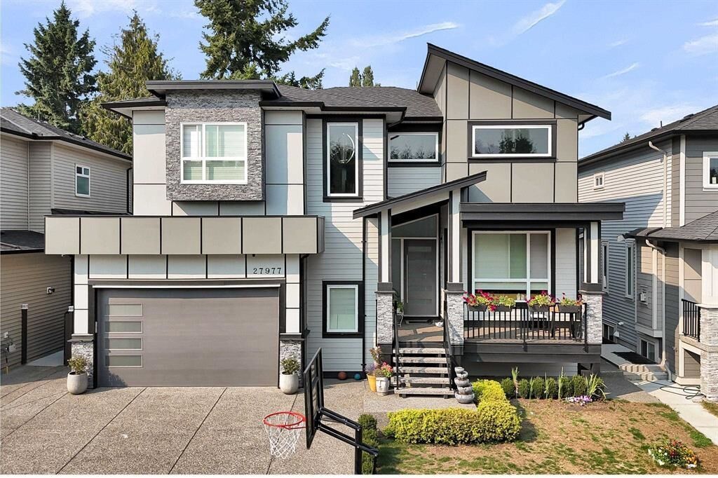 Property Photo:  27977 Stagecoach Avenue  BC V4X 0A8 