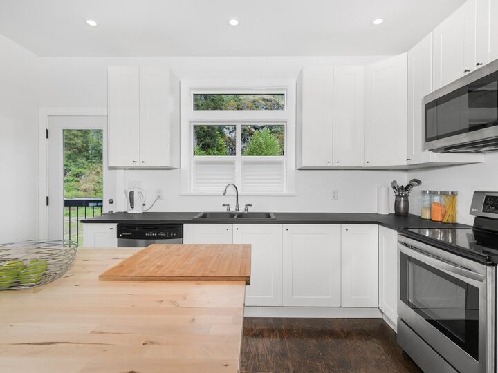 Property Photo:  1926 Stonecutter Place  BC V0N 2L0 